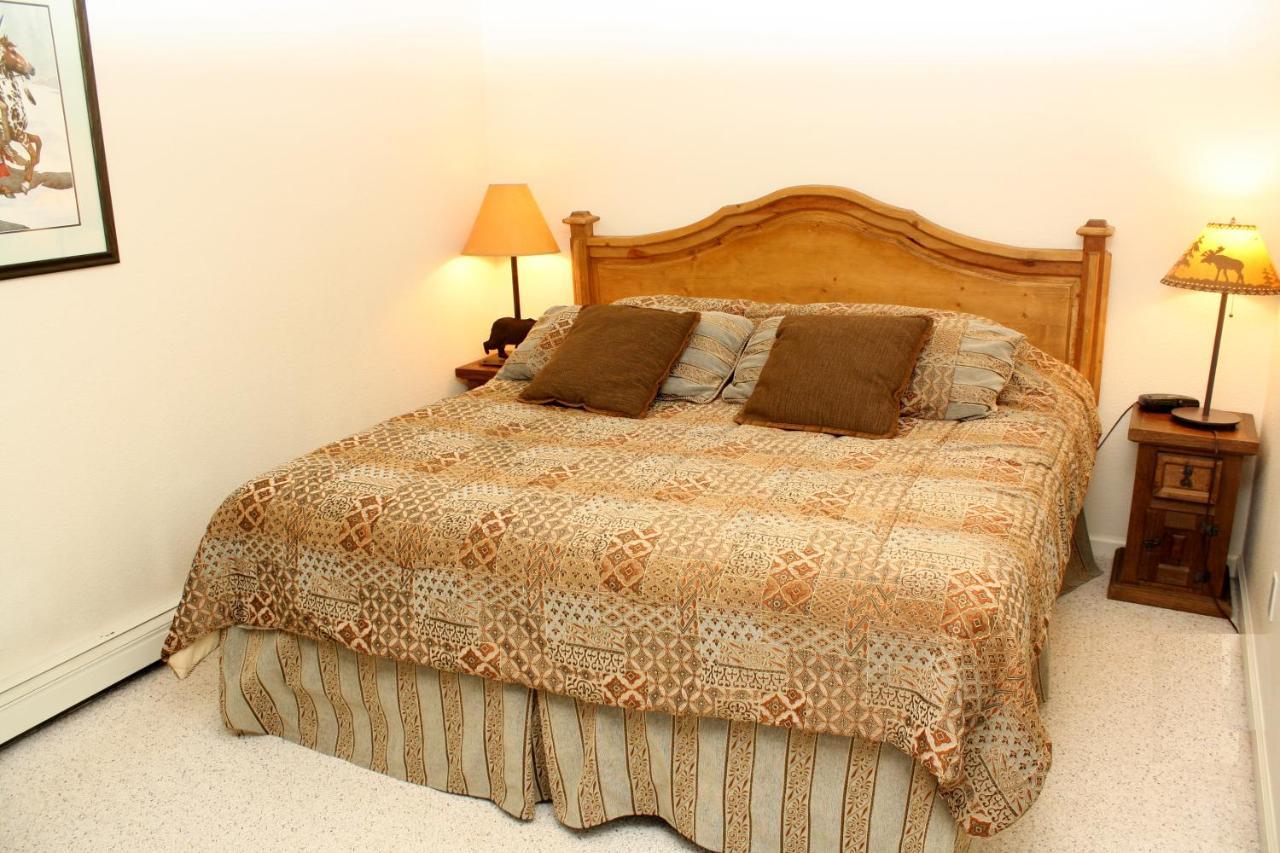 Pinecreek #I - 1 Bedroom - Close To Town - Shuttle To Slopes - Pool And Hot Tub Access Брекенрідж Екстер'єр фото